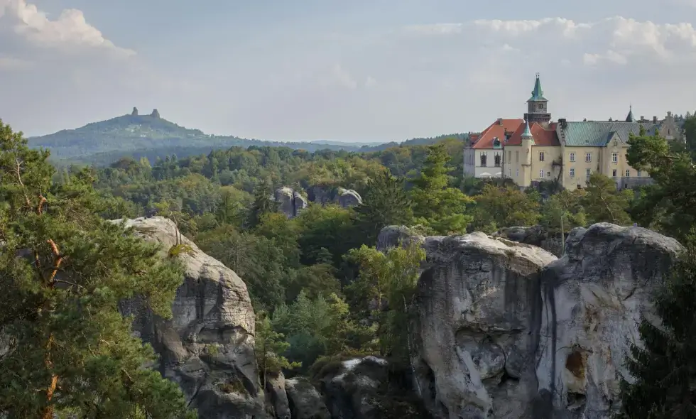 Możliwości Podróży Samochodowych w Czechach